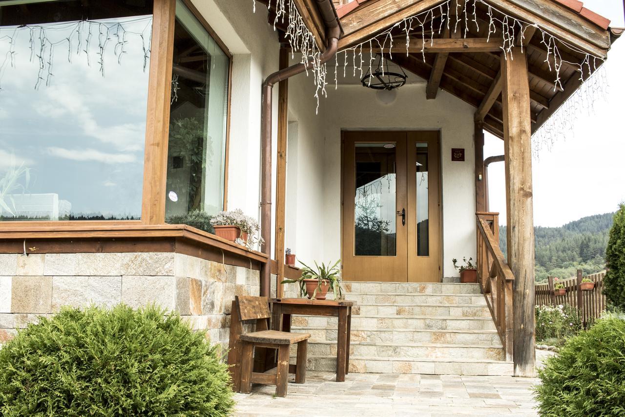 Boutique Hotel The White Pine Samokov Exterior photo