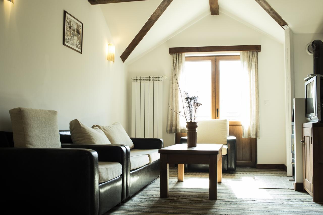 Boutique Hotel The White Pine Samokov Exterior photo