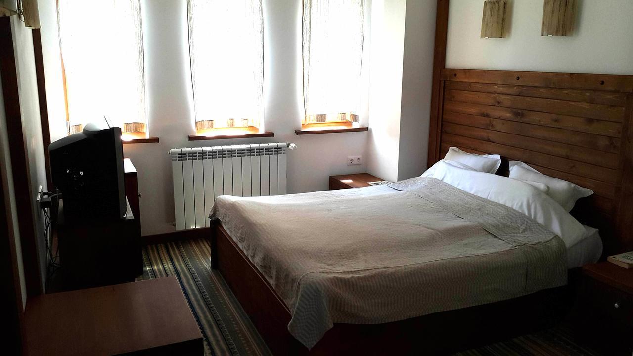 Boutique Hotel The White Pine Samokov Exterior photo
